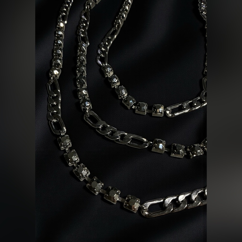 Cache Black Rhinestone and Chain Necklace - Picture 3 of 7